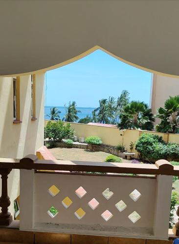 Balcony/terrace, Marijani Sea Views Beach Front Apartment in Mombasa Balcony/terrace, Marijani Sea Views Beach Front Apartment in Mombasa