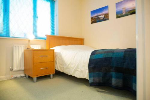 Reeve House - 2-Bed - FREE Parking & Wi-Fi