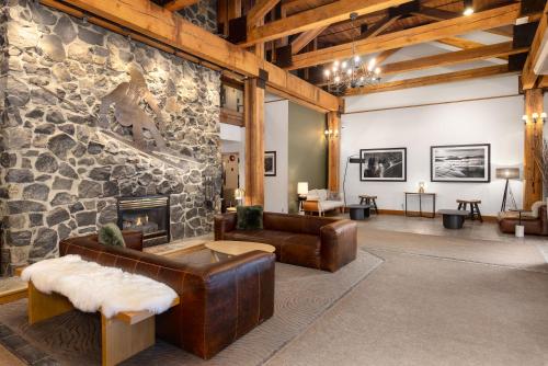 Tantalus Resort Lodge in Whistler (BC) Tantalus Resort Lodge in Whistler (BC)