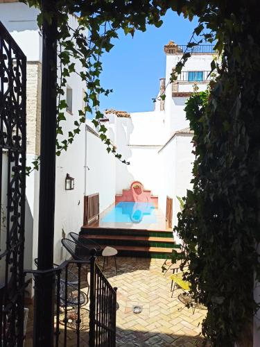 Εξωτερική όψη, Hostal Café FRENTEABASTOS (Hostal Cafe FRENTEABASTOS) in Καρμόνα Εξωτερική όψη, Hostal Café FRENTEABASTOS (Hostal Cafe FRENTEABASTOS) in Καρμόνα