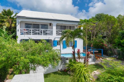 Blue Dream Apartments in Cole Bay Blue Dream Apartments in Cole Bay