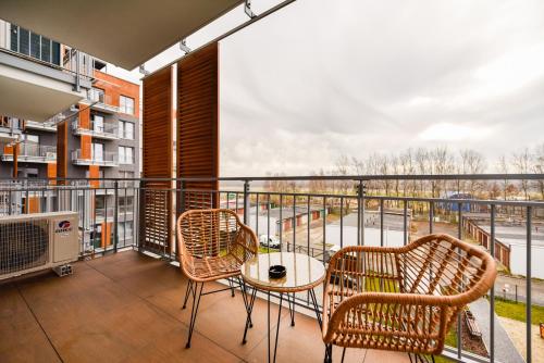 Varanda/terraço, Apartamenty Tespis - Francuska Atal Park PREMIUM in Osiedle Zgrzebnioka Varanda/terraço, Apartamenty Tespis - Francuska Atal Park PREMIUM in Osiedle Zgrzebnioka