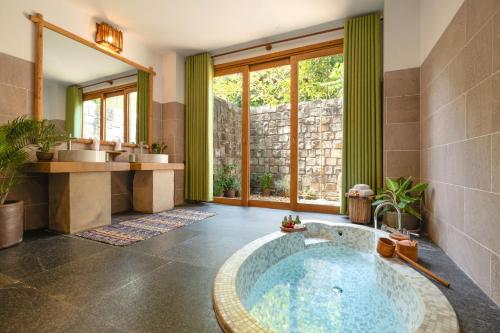 Facilities, Green Bay Phu Quoc Resort and Spa in Cua Can Facilities, Green Bay Phu Quoc Resort and Spa in Cua Can