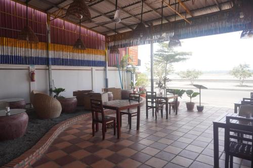 Étterem, Le Tonle in Kratie Étterem, Le Tonle in Kratie