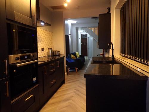 厨房, Hazelhurst House - 4 bedrooms 2 bathrooms in 乔伊纳广场 厨房, Hazelhurst House - 4 bedrooms 2 bathrooms in 乔伊纳广场