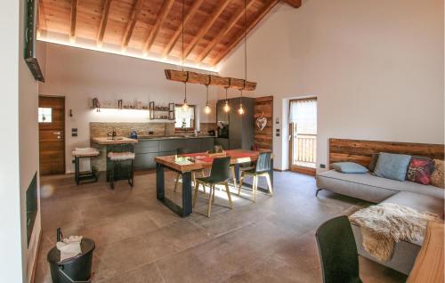 2 Bedroom Cozy Home In Castello Tesino in 卡斯泰洛泰西諾 2 Bedroom Cozy Home In Castello Tesino in 卡斯泰洛泰西諾
