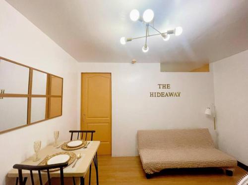 Guestroom, The Hideaway Imus 1BR|Netflix|Disney|PS4|Wifi in Imus Guestroom, The Hideaway Imus 1BR|Netflix|Disney|PS4|Wifi in Imus