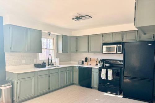 Veda Vista - Newly renovated - Rustic Modern Home in Harpers Ferry (WV) Veda Vista - Newly renovated - Rustic Modern Home in Harpers Ferry (WV)
