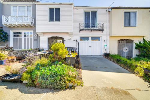 San Francisco Home about 1 Mi to Golden Gate Park! near Legion of Honor San Francisco Home about 1 Mi to Golden Gate Park! near Legion of Honor