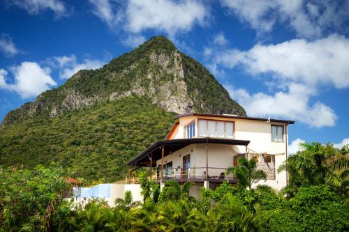 Exterior view, Gone Tropical Luxury Villa in Fond Doux Exterior view, Gone Tropical Luxury Villa in Fond Doux