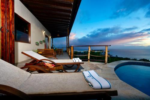 Balcony/terrace, Gone Tropical Luxury Villa in Fond Doux Balcony/terrace, Gone Tropical Luxury Villa in Fond Doux