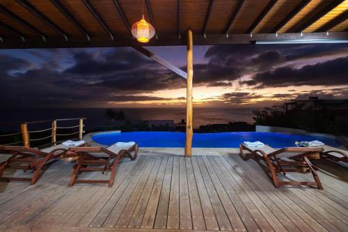 バルコニー/テラス, Gone Tropical Luxury Villa in フォン ドゥ バルコニー/テラス, Gone Tropical Luxury Villa in フォン ドゥ