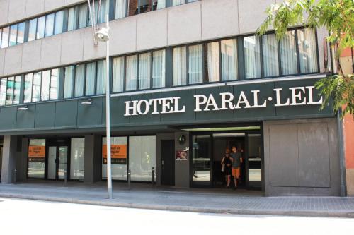 Bejárat, Hotel Paralel in Poble Sec Bejárat, Hotel Paralel in Poble Sec