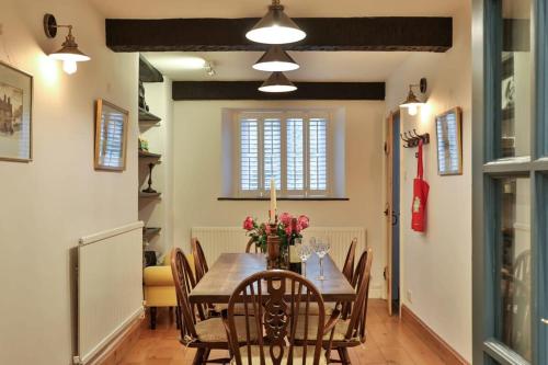 Alexis Cottage Tetbury Cotswolds in Tetbury Alexis Cottage Tetbury Cotswolds in Tetbury