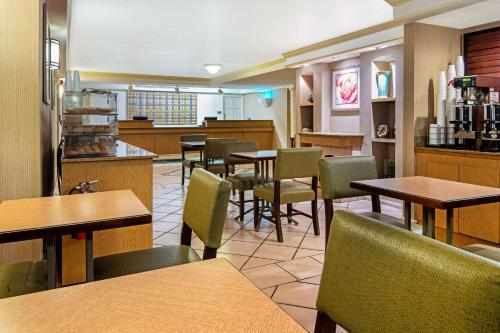 Hrana i piće, La Quinta Inn by Wyndham Amarillo Mid-City in Amarillo (TX) Hrana i piće, La Quinta Inn by Wyndham Amarillo Mid-City in Amarillo (TX)