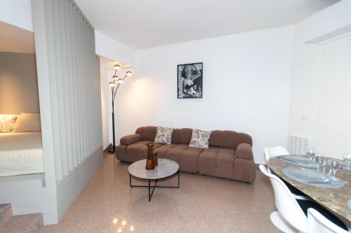 Apartment Pere Lachaise by Studio prestige in Bourget Apartment Pere Lachaise by Studio prestige in Bourget