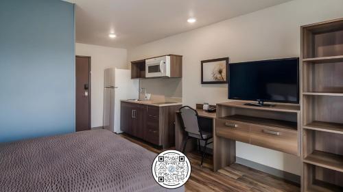 WoodSpring Suites Downers Grove - Chicago in Downers Grove WoodSpring Suites Downers Grove - Chicago in Downers Grove