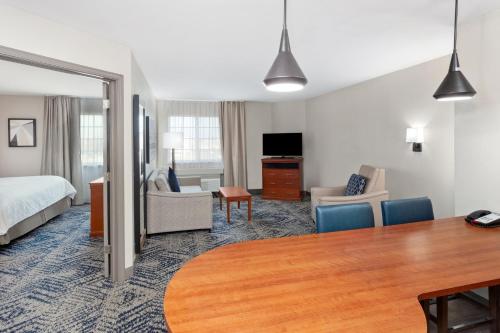 Candlewood Suites Louisville North By IHG in Clarksville Candlewood Suites Louisville North By IHG in Clarksville