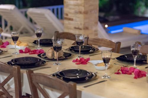 LDV ZANTE VILLAS - Luxury Dream Villa in Ploumari LDV ZANTE VILLAS - Luxury Dream Villa in Ploumari