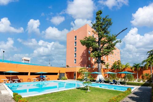 Úszómedence, City Express Junior by Marriott Villahermosa in Villahermosa Úszómedence, City Express Junior by Marriott Villahermosa in Villahermosa
