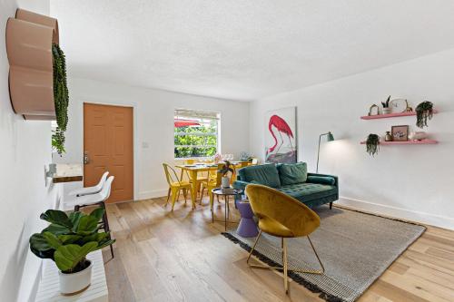 Stylish 2 BR Condo - Free Parking on Premises near History Fort Lauderdale Stylish 2 BR Condo - Free Parking on Premises near History Fort Lauderdale