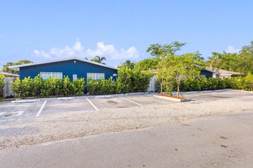 Stylish 2 BR Condo - Free Parking on Premises near History Fort Lauderdale Stylish 2 BR Condo - Free Parking on Premises near History Fort Lauderdale