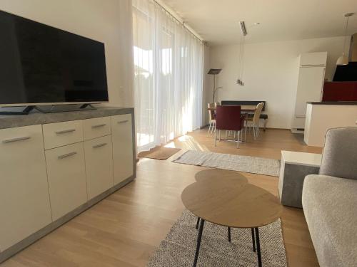 Facilities, Burgblick Villach Haus FUX-immo, 10min zum Skifahren, 10 min zum See, rundherum Wandern und Radeln in Kumitz Facilities, Burgblick Villach Haus FUX-immo, 10min zum Skifahren, 10 min zum See, rundherum Wandern und Radeln in Kumitz