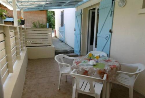 Erkély/terasz, Appartement charmant à Cassen avec parking inclus – 35 m² (Appartement charmant a Cassen avec parking inclus – 35 m²) in Cassen Erkély/terasz, Appartement charmant à Cassen avec parking inclus – 35 m² (Appartement charmant a Cassen avec parking inclus – 35 m²) in Cassen