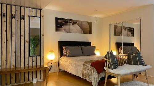 Chic Retreat by Santa Monica