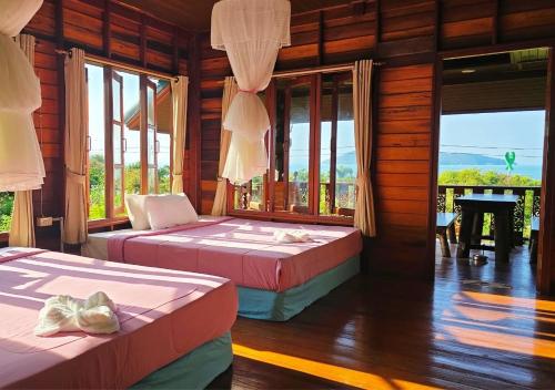 Koh Phaluay Eco Resort in Ko Phaluai Koh Phaluay Eco Resort in Ko Phaluai