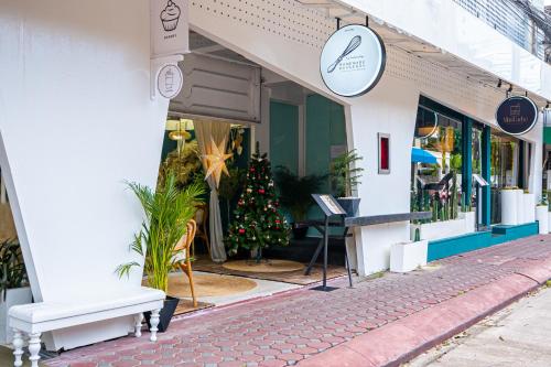 ザ カラーホテル2