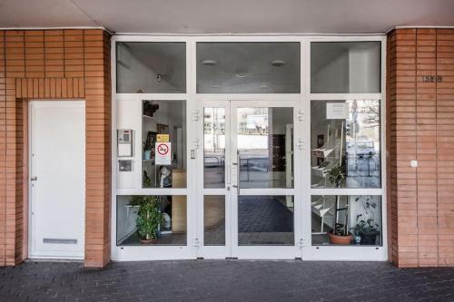 Orczy Forum apartment with free parking