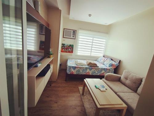 2024 Condo Suites, Wi-Fi+Netflix in Silang 2024 Condo Suites, Wi-Fi+Netflix in Silang