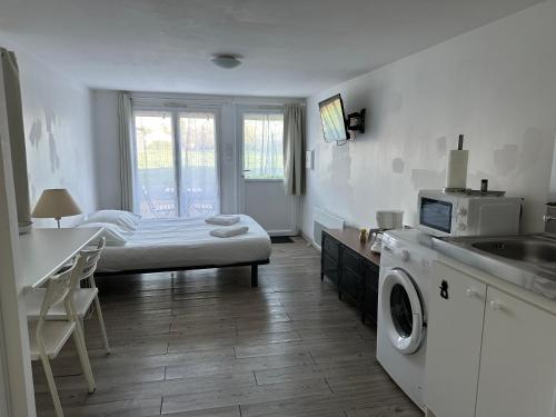 Tours, Touraine et Chateaux de la Loire in Luynes Tours, Touraine et Chateaux de la Loire in Luynes