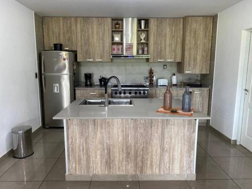 Hostal del Sol - Fisherton in 라레아 이 엠팔메 그라네로스 Hostal del Sol - Fisherton in 라레아 이 엠팔메 그라네로스