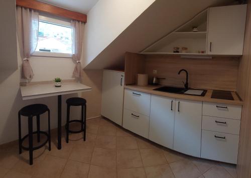 Konyha, Guesthouse Anita in Dobrota Konyha, Guesthouse Anita in Dobrota