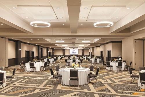 會議室/宴會廳, 諾克斯維爾機場希爾頓酒店 (Hilton Knoxville Airport) in 阿爾考 會議室/宴會廳, 諾克斯維爾機場希爾頓酒店 (Hilton Knoxville Airport) in 阿爾考