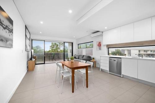 New Modern 2BR 2baths Apt in Homebush Sleeps 6 in Drummoyne New Modern 2BR 2baths Apt in Homebush Sleeps 6 in Drummoyne