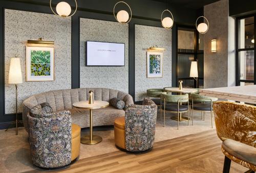 Lobby, Leonardo Royal Hotel Glasgow in Glasgow Lobby, Leonardo Royal Hotel Glasgow in Glasgow