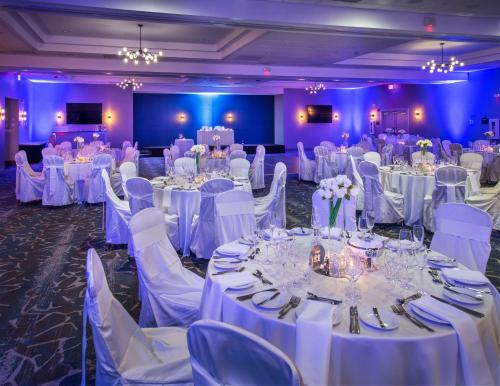회의실/연회장, DoubleTree by Hilton Monroe Township Cranbury in 로스무어 회의실/연회장, DoubleTree by Hilton Monroe Township Cranbury in 로스무어
