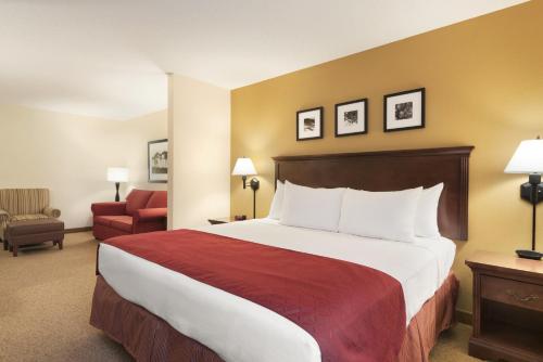 Country Inn & Suites by Radisson, Cedar Rapids Airport, IA in Сидар-Рапидс (Айова) Country Inn & Suites by Radisson, Cedar Rapids Airport, IA in Сидар-Рапидс (Айова)