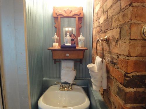 在meiguo.com看到的Lake Allatoona Inn的介绍图片