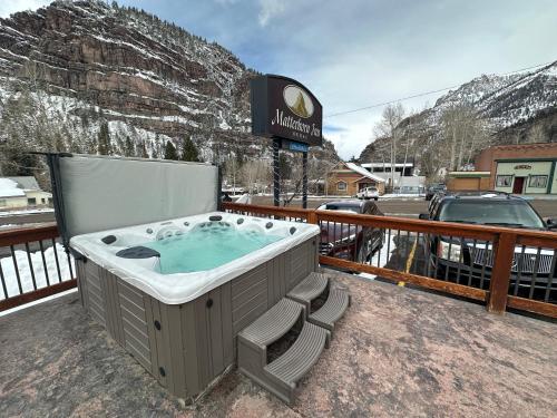Hot tub, Matterhorn Inn Ouray in Ouray (CO) Hot tub, Matterhorn Inn Ouray in Ouray (CO)