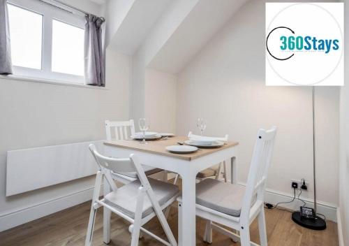 Удобства, Luxury 1 Bedroom Apartment 06 with Parking in Maidenhead by 360stays in Мейдънхед Удобства, Luxury 1 Bedroom Apartment 06 with Parking in Maidenhead by 360stays in Мейдънхед