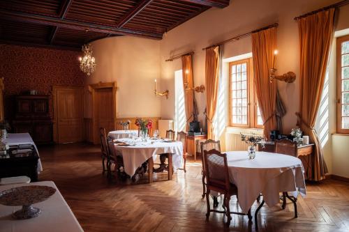 Food and beverages, Chateau de Thorens in Thorens-Glieres Food and beverages, Chateau de Thorens in Thorens-Glieres