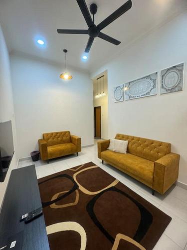 Hazzani Homestay KLIA near Mitsui Outlet Park Klia Sepang Hazzani Homestay KLIA near Mitsui Outlet Park Klia Sepang
