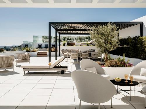 شرفة/ تراس, THE FLAG HOTEL Marbella, Estepona Adult Recommended in ايستيبونا شرفة/ تراس, THE FLAG HOTEL Marbella, Estepona Adult Recommended in ايستيبونا