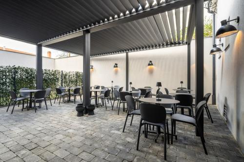 URBAN HOTEL in เดเบรเซน URBAN HOTEL in เดเบรเซน