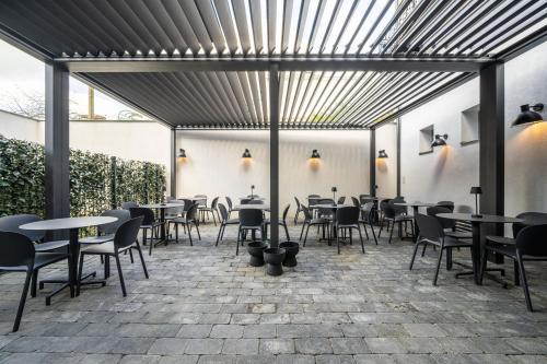 URBAN HOTEL in เดเบรเซน URBAN HOTEL in เดเบรเซน