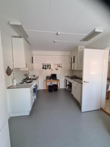 Kitchen, Sodra Ljunga Vandrarhem in Ljungbyhed Kitchen, Sodra Ljunga Vandrarhem in Ljungbyhed